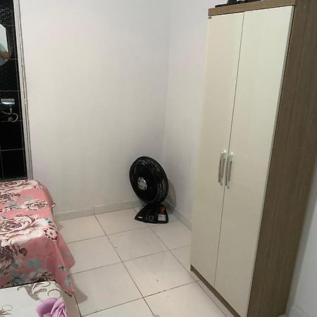 保罗阿方索城Casa Bem Localizada E Agradavel别墅 外观 照片